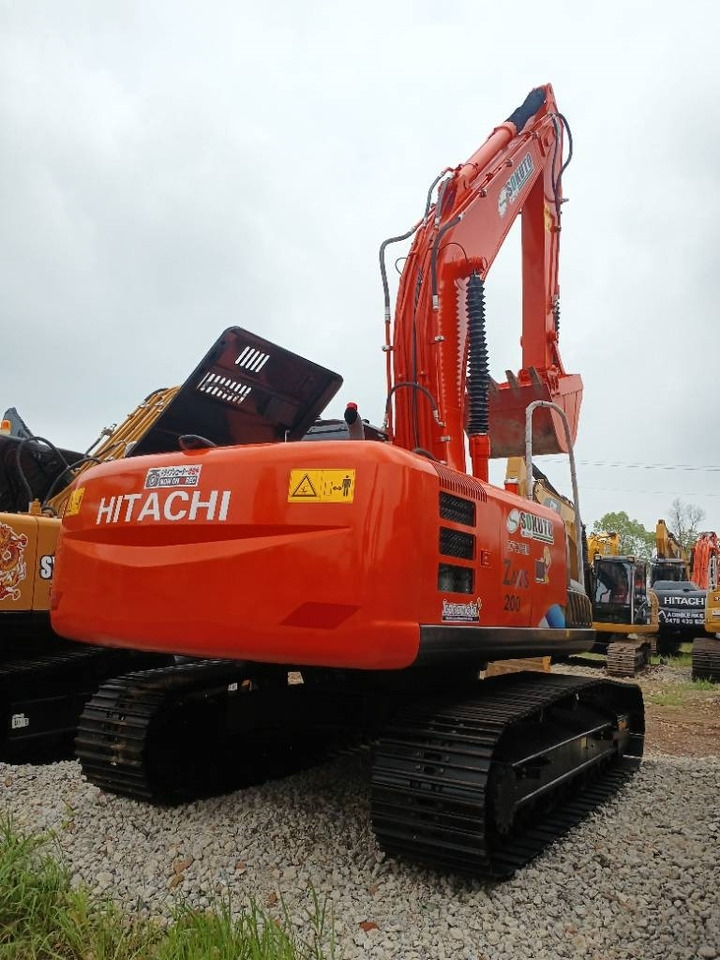 Hitachi ZX 200 - Pelle sur chenille: photos 3 Hitachi ZX 200 - Pelle sur chenille: photos 3