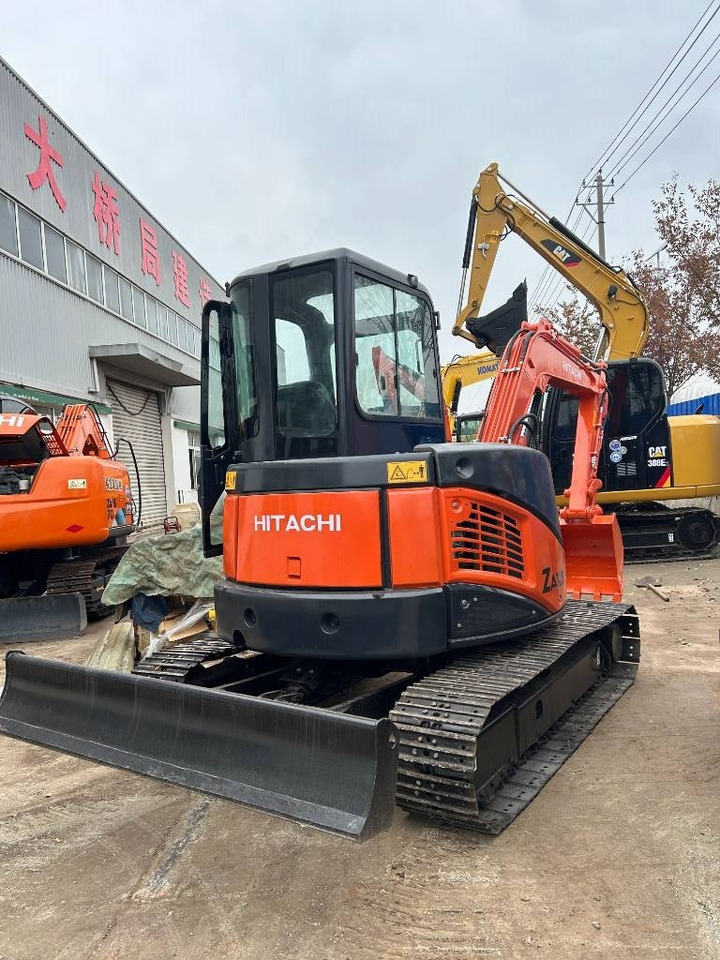 Hitachi ZX 50 U - Mini pelle: photos 1 Hitachi ZX 50 U - Mini pelle: photos 1