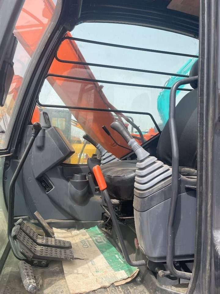 Hitachi ZX 70 - Mini pelle: photos 5 Hitachi ZX 70 - Mini pelle: photos 5