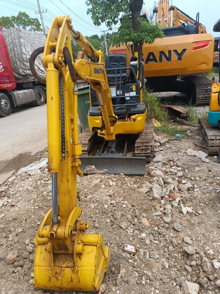 Komatsu PC 18 - Pelle sur chenille: photos 3 Komatsu PC 18 - Pelle sur chenille: photos 3