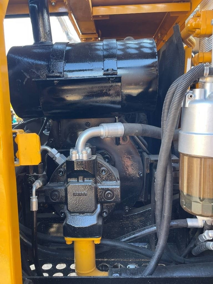 Sany SY 75 C - Pelle sur chenille: photos 3 Sany SY 75 C - Pelle sur chenille: photos 3