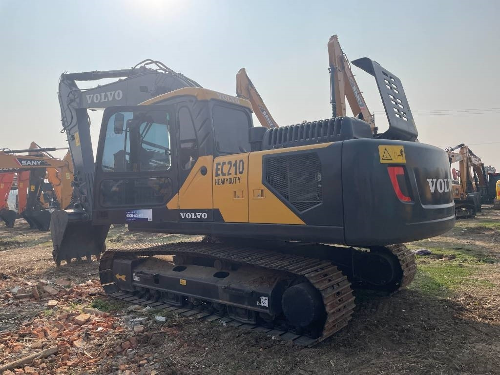 Volvo EC 210 - Pelle sur chenille: photos 2 Volvo EC 210 - Pelle sur chenille: photos 2