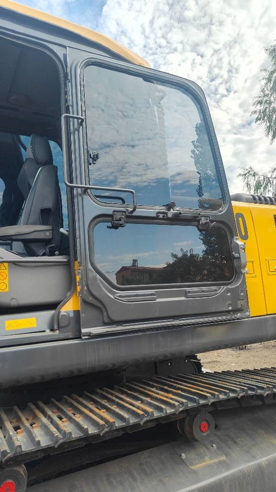 Volvo EC 290 - Pelle sur chenille: photos 4 Volvo EC 290 - Pelle sur chenille: photos 4