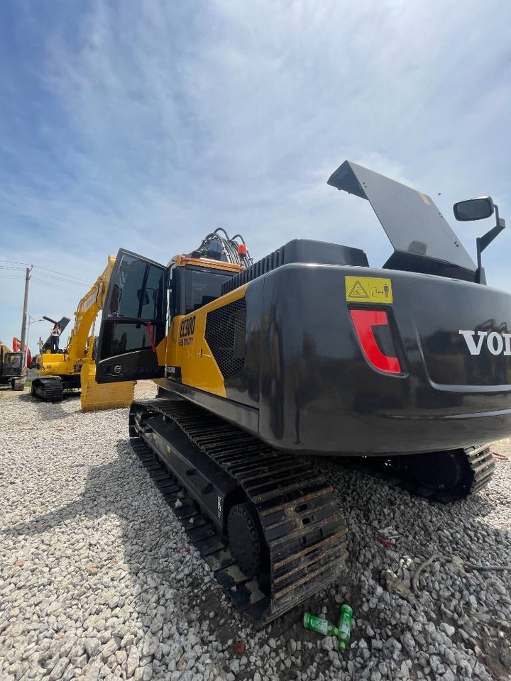 Volvo EC 300 - Pelle sur chenille: photos 4 Volvo EC 300 - Pelle sur chenille: photos 4
