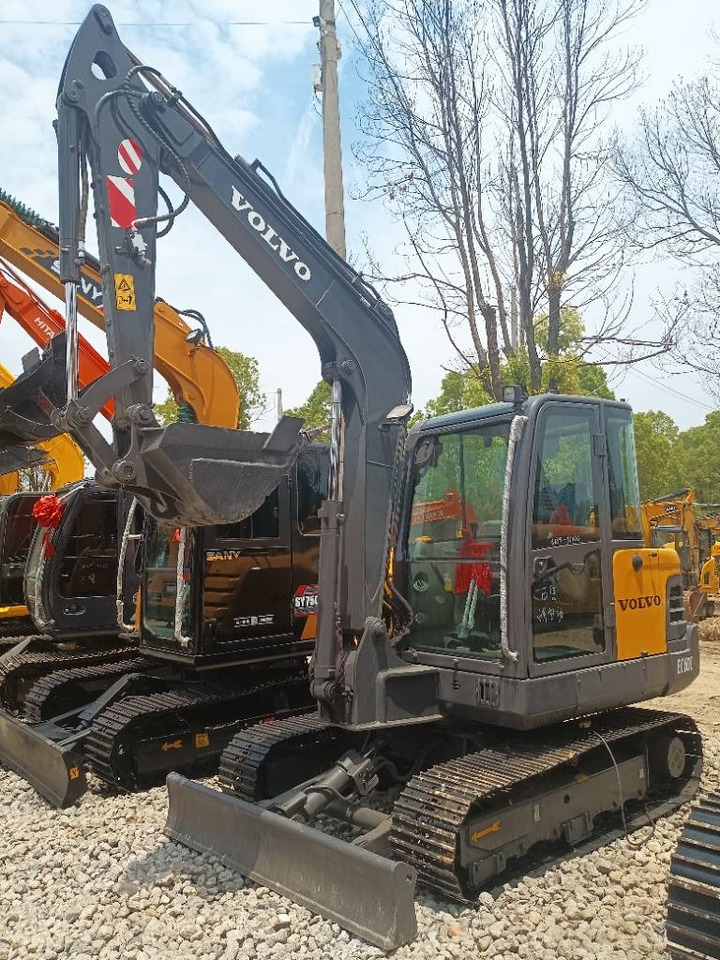 Volvo EC 60 - Pelle sur chenille: photos 2 Volvo EC 60 - Pelle sur chenille: photos 2