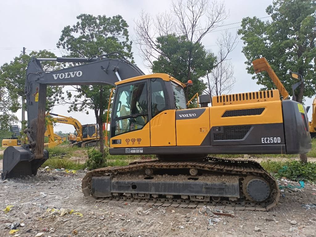 Volvo ec250 - Pelle sur chenille: photos 1 Volvo ec250 - Pelle sur chenille: photos 1