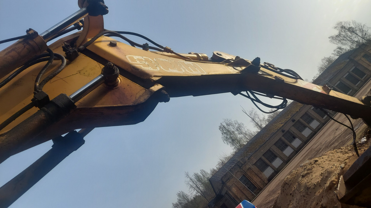 Liebherr 900A - Pelle sur pneus: photos 3 Liebherr 900A - Pelle sur pneus: photos 3