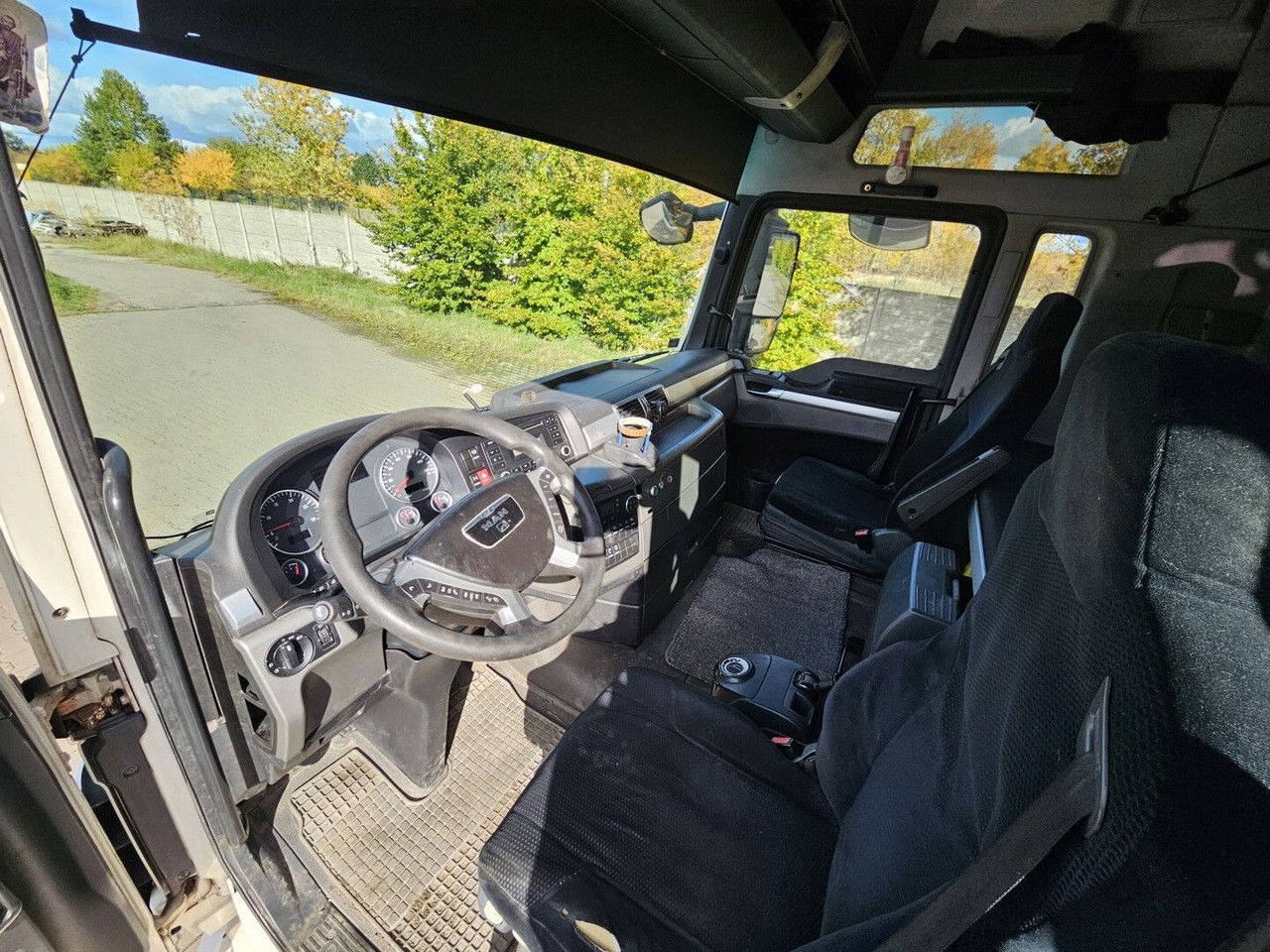 Tracteur routier MAN TGX 18.440 intarder - automatic - 2009 year: photos 12