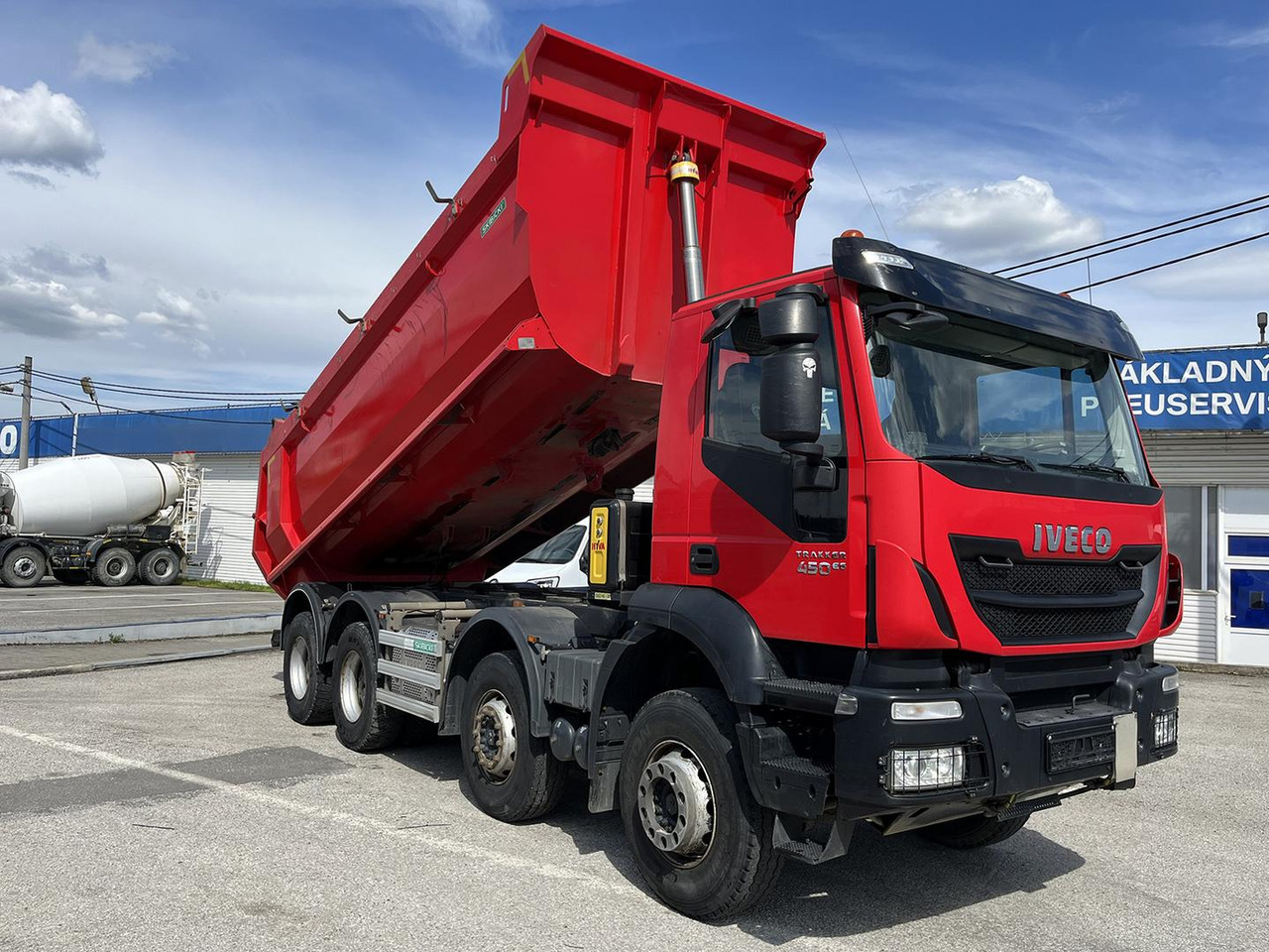 Camion benne Iveco TRAKKER 8x4, 450, Sklápač: photos 11