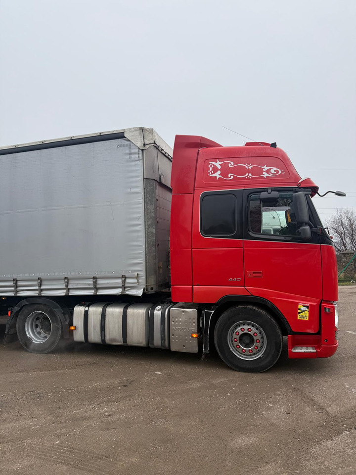 VOLVO FH440 - Tracteur routier: photos 4 VOLVO FH440 - Tracteur routier: photos 4