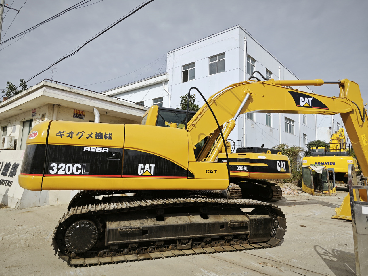 CATERPILLAR 320C 320CL - Pelle sur chenille: photos 2 CATERPILLAR 320C 320CL - Pelle sur chenille: photos 2