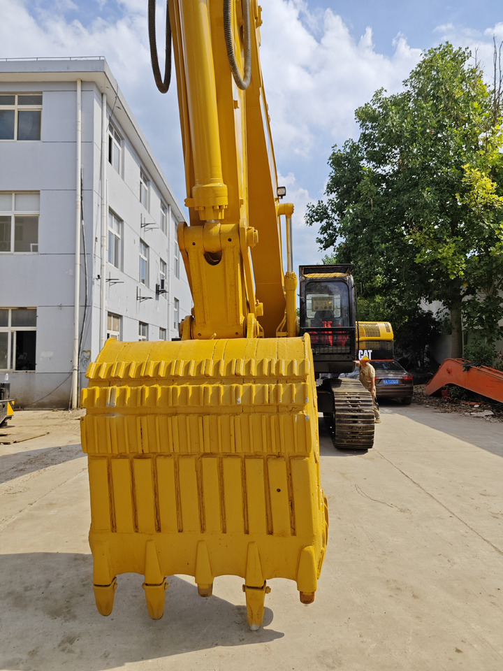 CATERPILLAR 330C - Pelle sur chenille: photos 5 CATERPILLAR 330C - Pelle sur chenille: photos 5