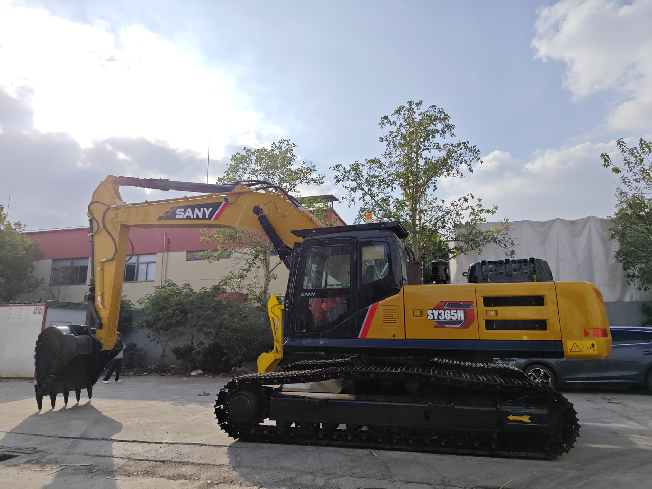 SANY 365H SY365H excavator - Pelle sur chenille: photos 1 SANY 365H SY365H excavator - Pelle sur chenille: photos 1