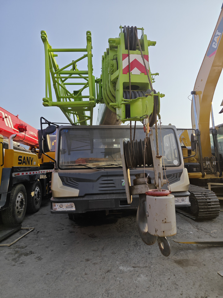 ZOOMLION ZTC500V - Grue mobile: photos 1 ZOOMLION ZTC500V - Grue mobile: photos 1