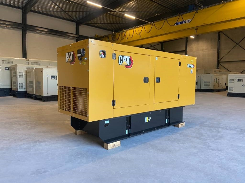 CAT DE200GC - 200 kVA Stand-by Generator - DPX-18211 - Groupe électrogène: photos 2 CAT DE200GC - 200 kVA Stand-by Generator - DPX-18211 - Groupe électrogène: photos 2