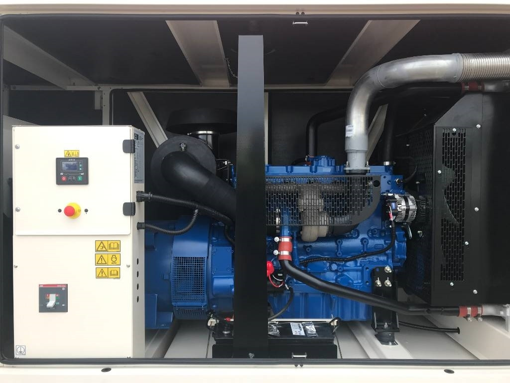 FG Wilson P200-3 - 200 kVA Genset - DPX-16011 - Groupe électrogène: photos 4 FG Wilson P200-3 - 200 kVA Genset - DPX-16011 - Groupe électrogène: photos 4