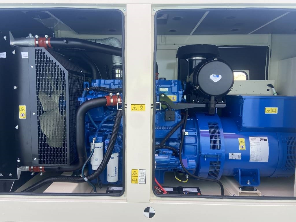 FG Wilson P275 - 275 kVA Genset - DPX-16014 - Groupe électrogène: photos 5 FG Wilson P275 - 275 kVA Genset - DPX-16014 - Groupe électrogène: photos 5