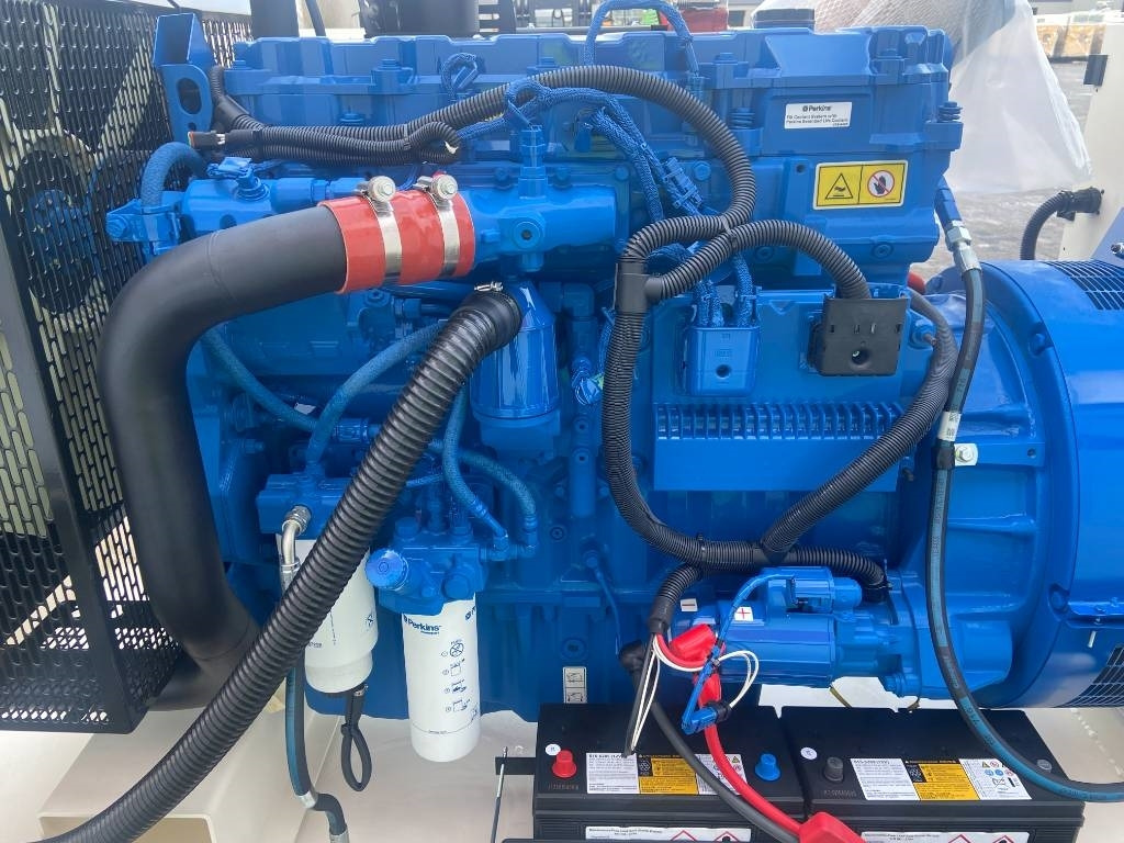 FG Wilson P275-5 - 275 kVA Open Genset - DPX-16014-O - Groupe électrogène: photos 5 FG Wilson P275-5 - 275 kVA Open Genset - DPX-16014-O - Groupe électrogène: photos 5