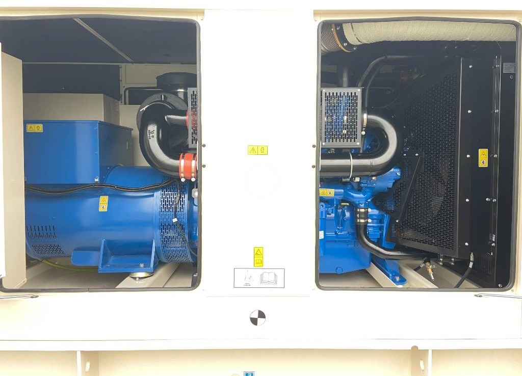 FG Wilson P715-3 - 715 kVA Genset - DPX-16023 - Groupe électrogène: photos 5 FG Wilson P715-3 - 715 kVA Genset - DPX-16023 - Groupe électrogène: photos 5
