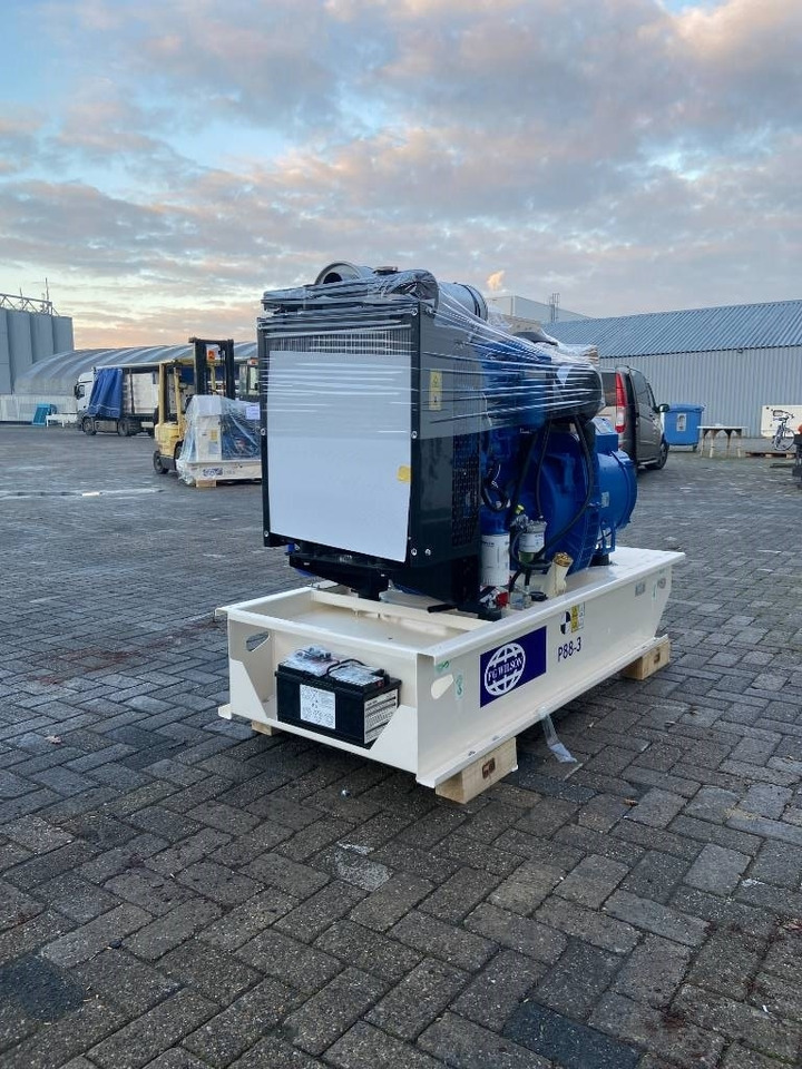 FG Wilson P88-3 - 88 kVA Open Genset - DPX-16007-O - Groupe électrogène: photos 3 FG Wilson P88-3 - 88 kVA Open Genset - DPX-16007-O - Groupe électrogène: photos 3