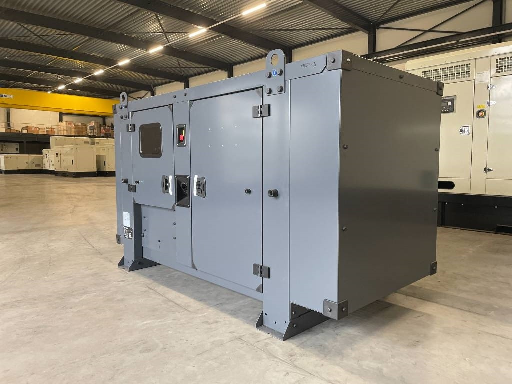 Iveco NEF45SM2 - 88 kVA Generator - DPX-17551 - Groupe électrogène: photos 4 Iveco NEF45SM2 - 88 kVA Generator - DPX-17551 - Groupe électrogène: photos 4