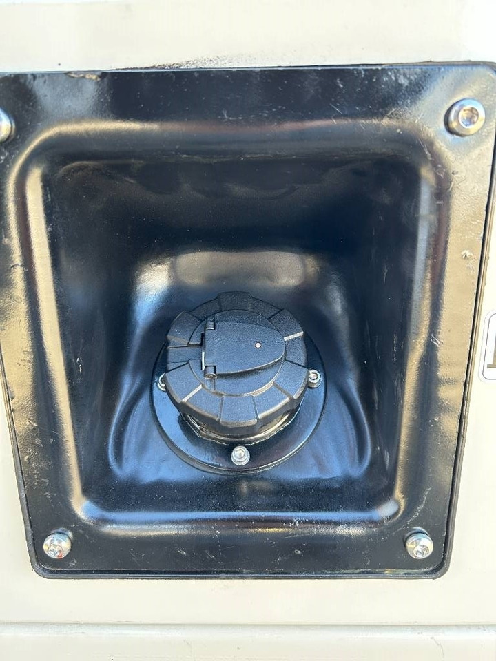 Groupe électrogène Perkins 2506C-E15TAG2 - 550 kVA Surplus genset - DPX-20019: photos 20 Groupe électrogène Perkins 2506C-E15TAG2 - 550 kVA Surplus genset - DPX-20019: photos 20