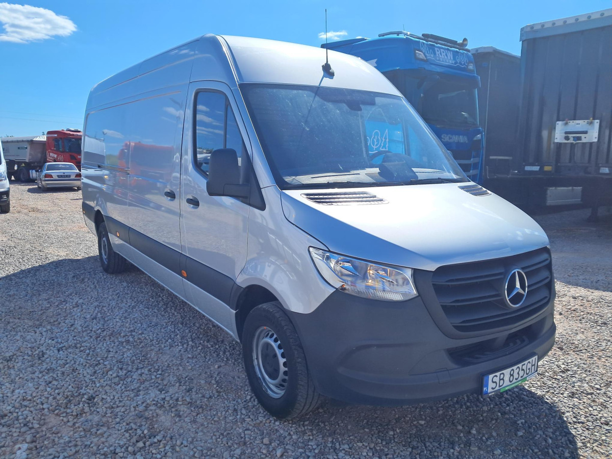 Fourgon utilitaire MERCEDES BENZ SPRINTER FURGON BLASZAK: photos 1