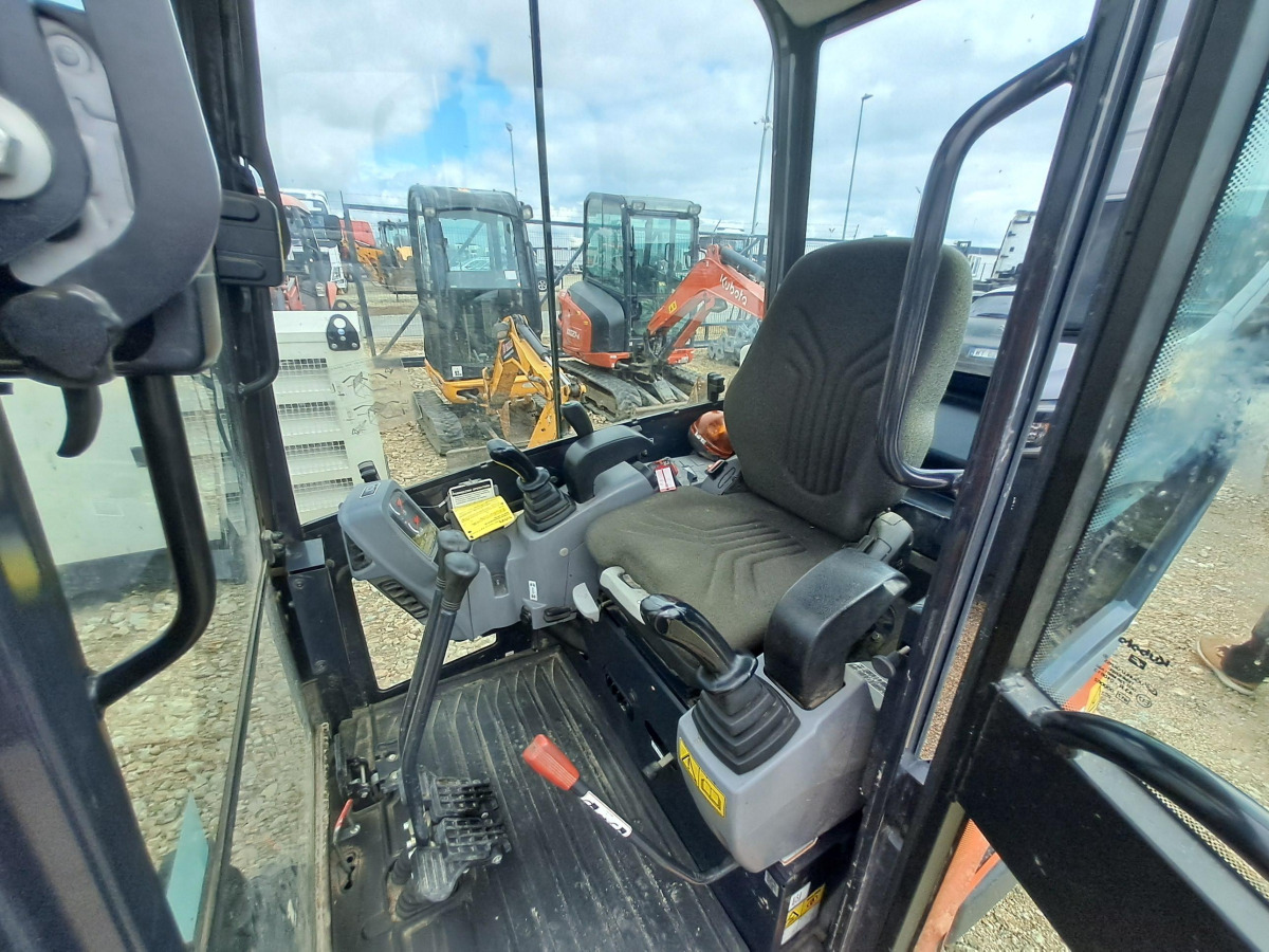 Mini pelle Minikoparka gąsienicowa – KUBOTA KX018-4 – 2020 – 32.3 kW: photos 9