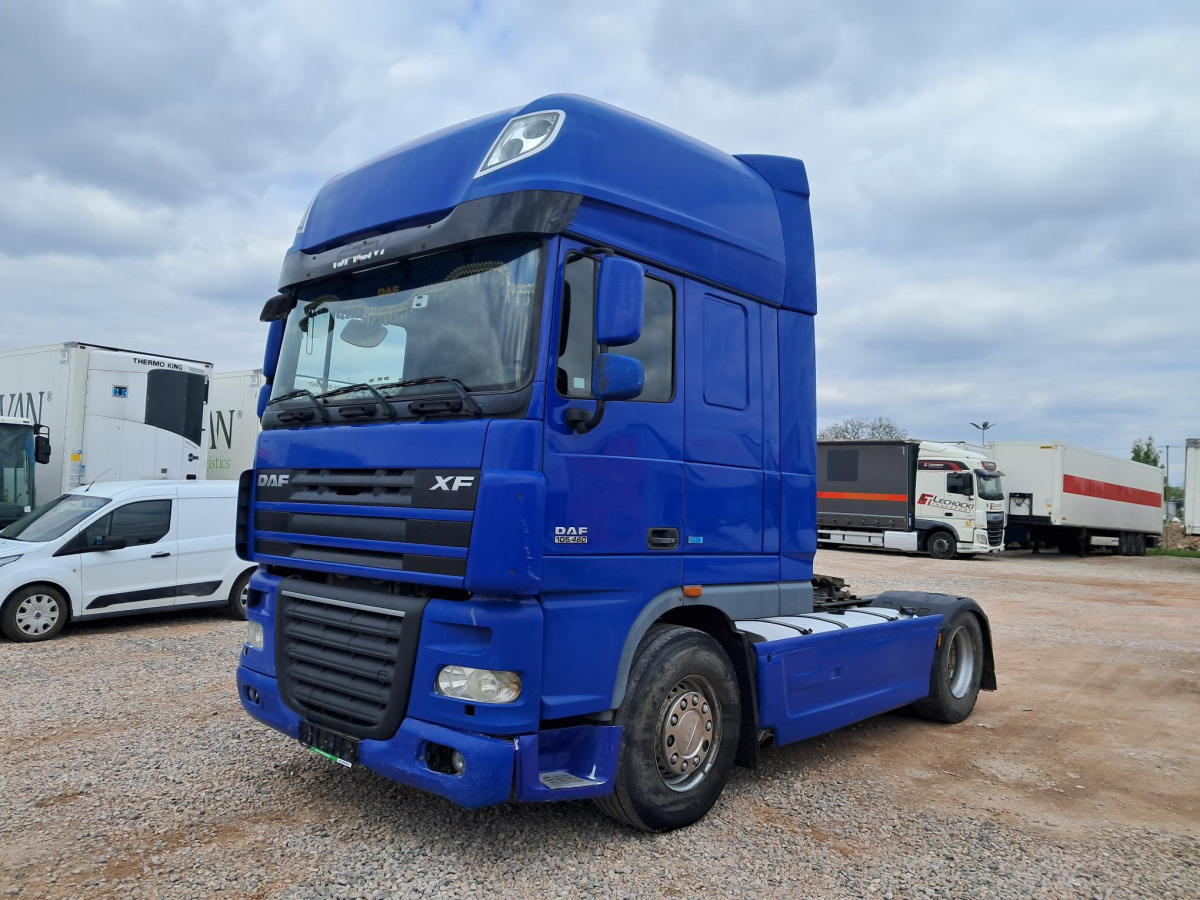 DAF XF CIĄGNIK SIODŁOWY - Tracteur routier: photos 3 DAF XF CIĄGNIK SIODŁOWY - Tracteur routier: photos 3