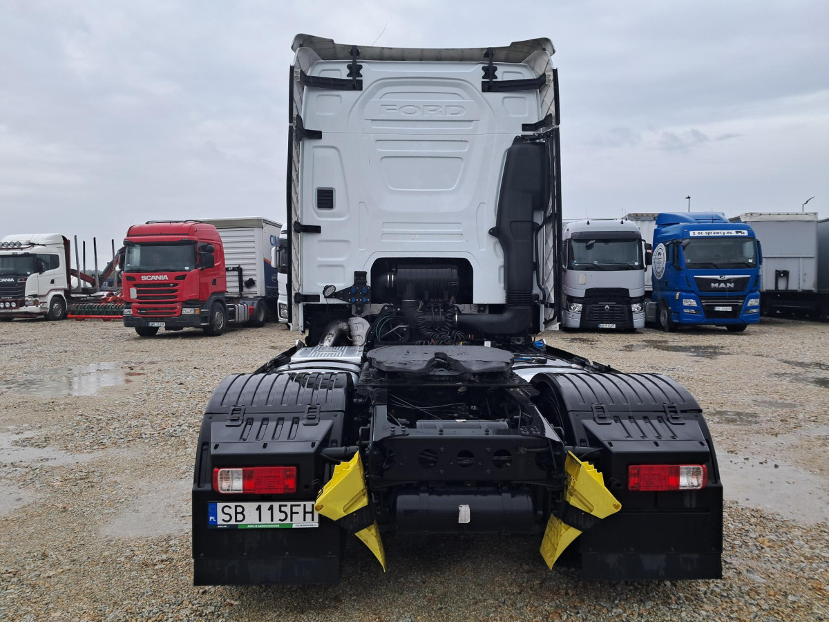 FORD F-MAX CIĄGNIK SIODŁOWY - Tracteur routier: photos 4 FORD F-MAX CIĄGNIK SIODŁOWY - Tracteur routier: photos 4