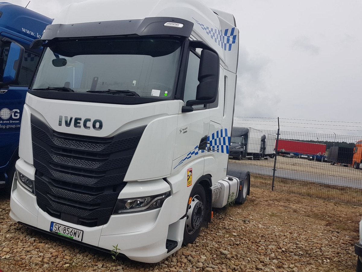IVECO AS440ST/FP LT CIĄGNIK SIODŁOWY - Tracteur routier: photos 3 IVECO AS440ST/FP LT CIĄGNIK SIODŁOWY - Tracteur routier: photos 3