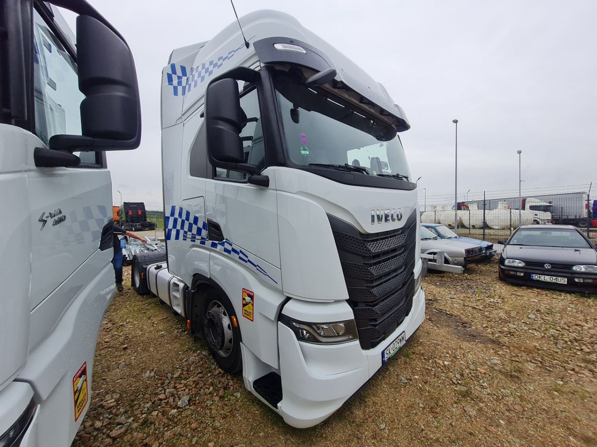 IVECO AS440ST/FP LT CIĄGNIK SIODŁOWY - Tracteur routier: photos 1 IVECO AS440ST/FP LT CIĄGNIK SIODŁOWY - Tracteur routier: photos 1