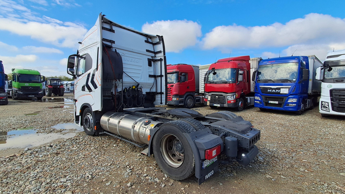 IVECO AS440ST/FP LT LNG CIĄGNIK SIODŁOWY - Tracteur routier: photos 5 IVECO AS440ST/FP LT LNG CIĄGNIK SIODŁOWY - Tracteur routier: photos 5