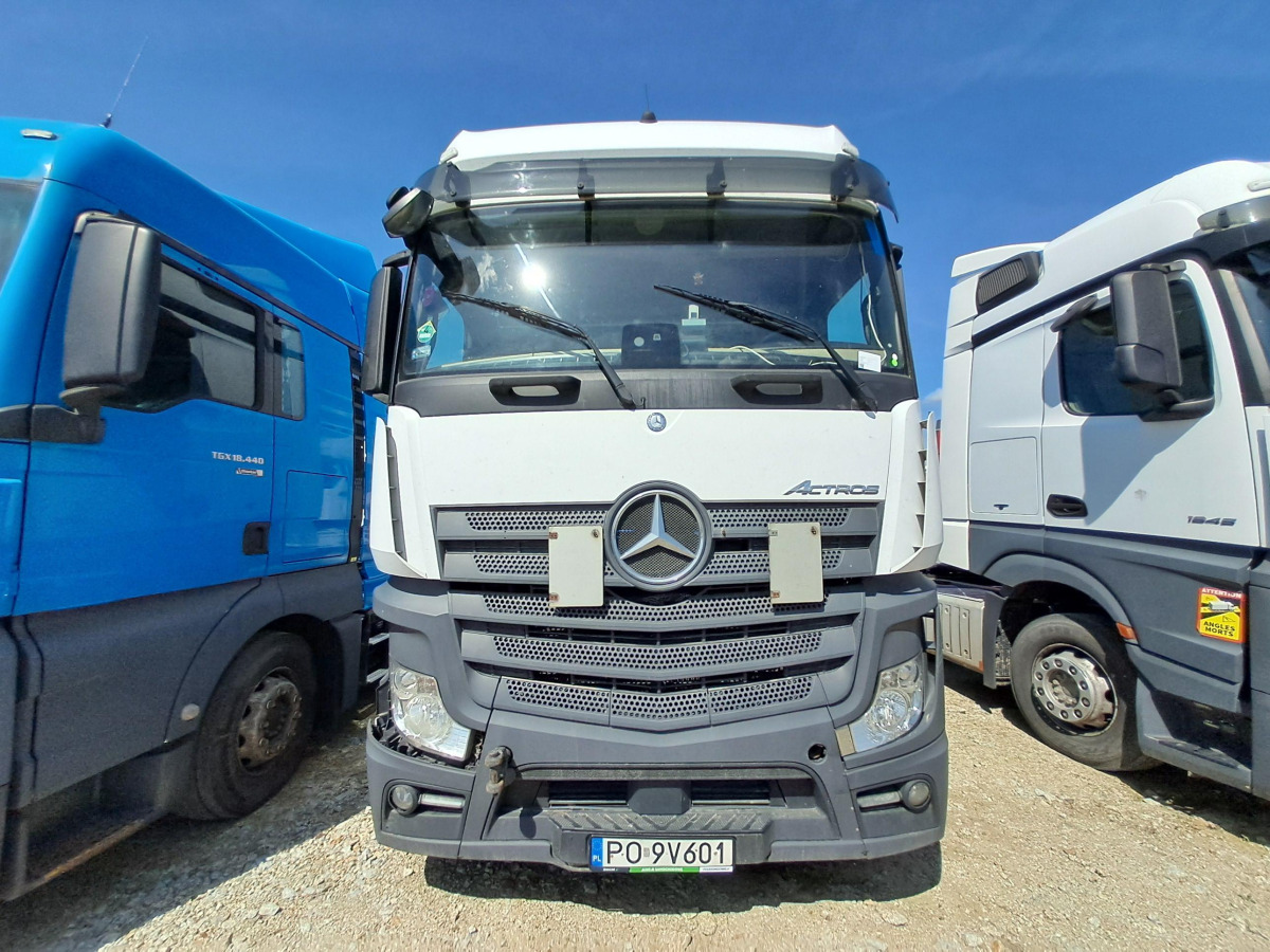 MERCEDES BENZ ACTROS CIĄGNIK SIODŁOWY - Tracteur routier: photos 3 MERCEDES BENZ ACTROS CIĄGNIK SIODŁOWY - Tracteur routier: photos 3
