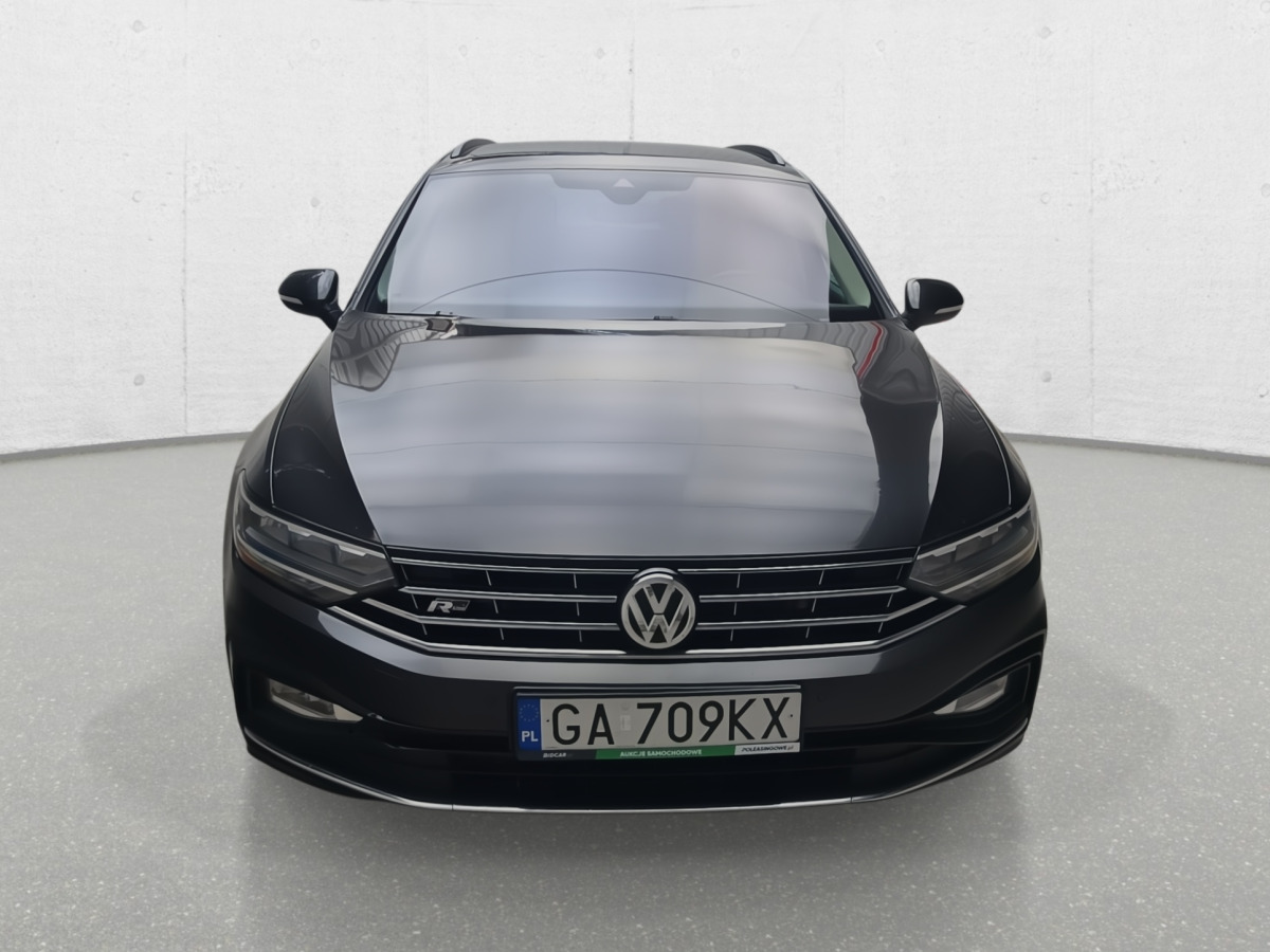 VOLKSWAGEN PASSAT KOMBI - Voiture: photos 3 VOLKSWAGEN PASSAT KOMBI - Voiture: photos 3