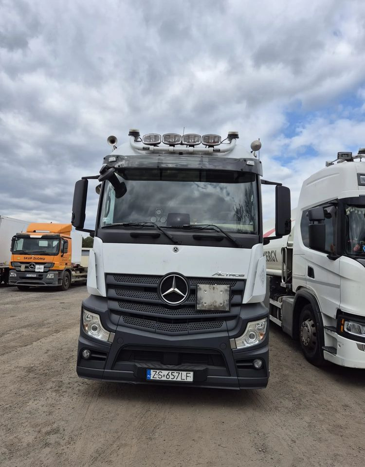 Mercedes-Benz Actros 1843 LS - Tracteur routier: photos 3 Mercedes-Benz Actros 1843 LS - Tracteur routier: photos 3