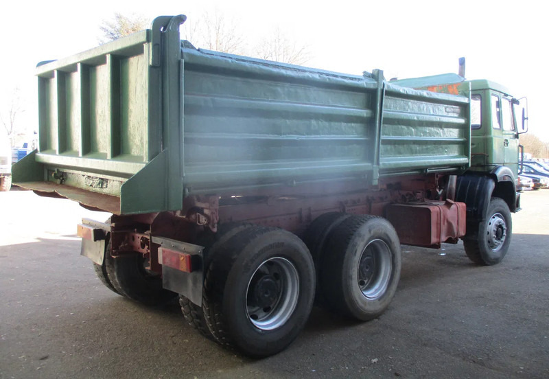 Iveco Magirus Deutz , 320 M 26 FK , V8 , ZF Manual , 3Way tipper , Spring suspension , Drum brakes - Camion benne: photos 3 Iveco Magirus Deutz , 320 M 26 FK , V8 , ZF Manual , 3Way tipper , Spring suspension , Drum brakes - Camion benne: photos 3
