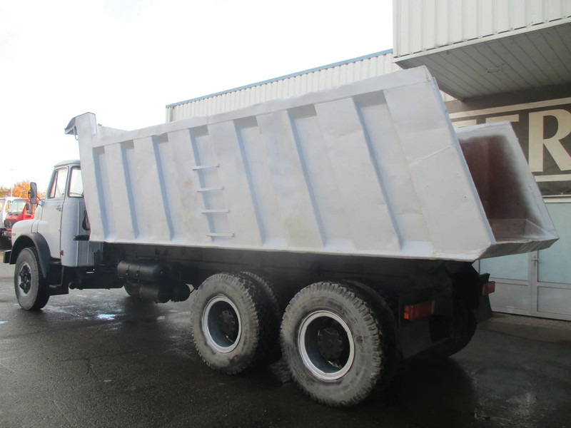 MAN 32.240 , Manual , 6x4 , Tipper truck , Spring suspension - Camion benne: photos 5 MAN 32.240 , Manual , 6x4 , Tipper truck , Spring suspension - Camion benne: photos 5