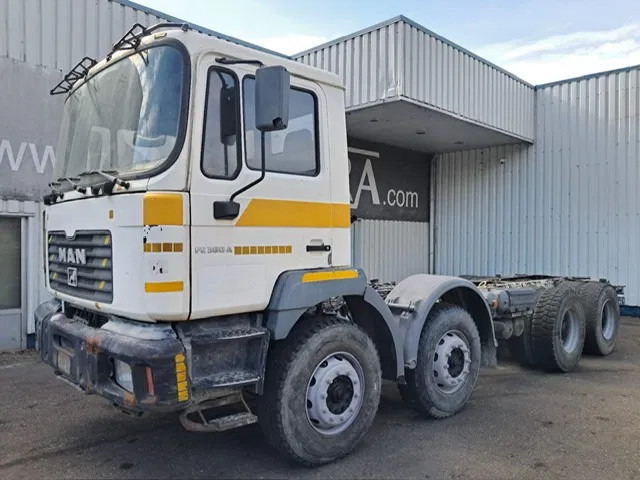 MAN 35-364 / FE 360 A , 8x4 , Spring Suspension , ZF Manual , Airco - Châssis cabine: photos 1 MAN 35-364 / FE 360 A , 8x4 , Spring Suspension , ZF Manual , Airco - Châssis cabine: photos 1