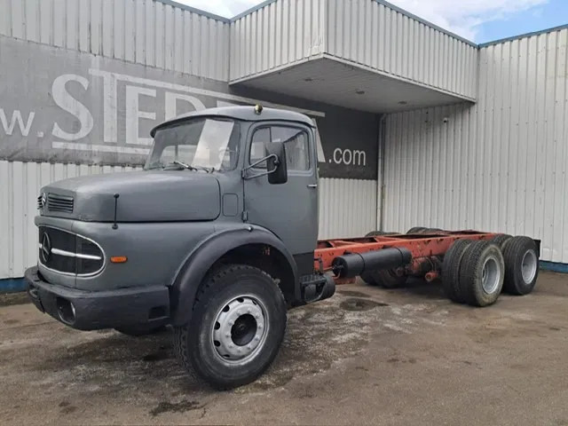 Mercedes-Benz LK 2624 , 6x4 , Manual , Spring suspension - Châssis cabine: photos 1 Mercedes-Benz LK 2624 , 6x4 , Manual , Spring suspension - Châssis cabine: photos 1