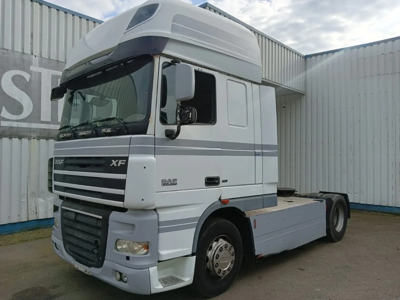 Tracteur routier DAF XF 105.460 Intarder , Airco , SuperSpace cab: photos 1