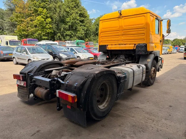 MAN 19.364 F2000 ,6 Cylinder , Belgium Truck , ZF Manual , Euro 2 - Tracteur routier: photos 3 MAN 19.364 F2000 ,6 Cylinder , Belgium Truck , ZF Manual , Euro 2 - Tracteur routier: photos 3