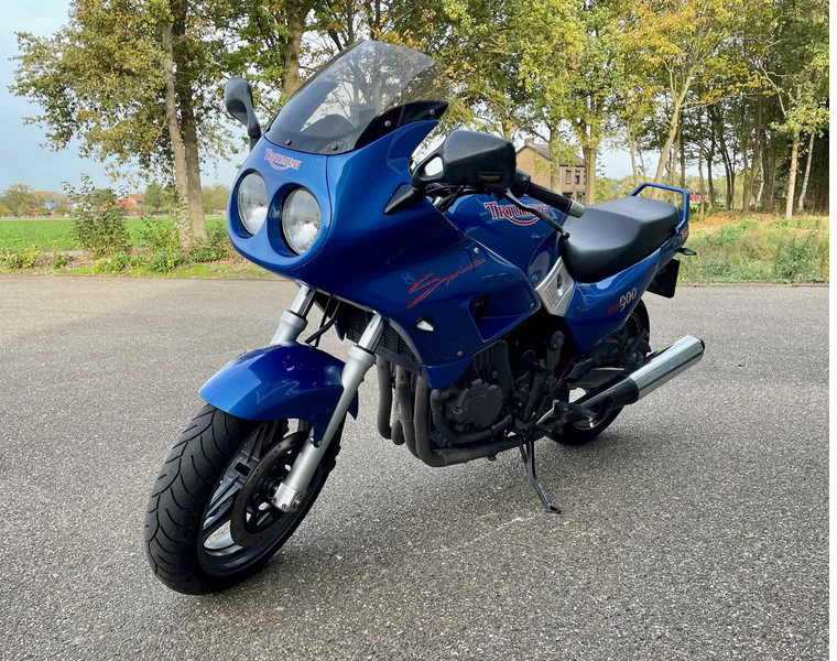 Triumph SPRINT 900 - Motocyclette: photos 3 Triumph SPRINT 900 - Motocyclette: photos 3