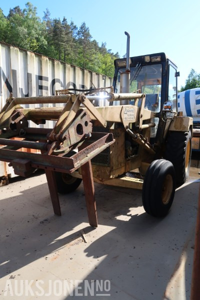 1978 Ford 550 traktor selges som rep objekt / deleobjekt - Tracteur agricole: photos 2 1978 Ford 550 traktor selges som rep objekt / deleobjekt - Tracteur agricole: photos 2