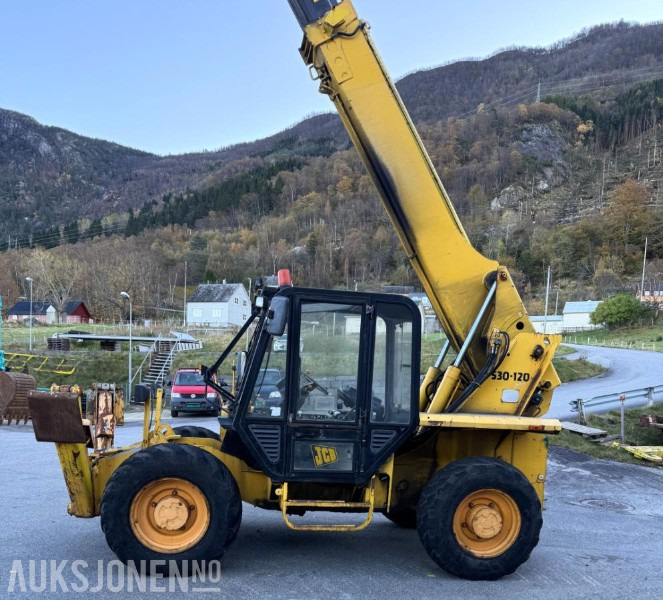 1992 JCB 530-120 Teleskoplaster - Pallegaffel - Brøyteskjær - Timer: 8246 - Chariot télescopique: photos 2 1992 JCB 530-120 Teleskoplaster - Pallegaffel - Brøyteskjær - Timer: 8246 - Chariot télescopique: photos 2