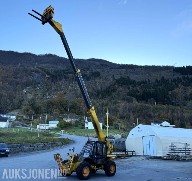 1992 JCB 530-120 Teleskoplaster - Pallegaffel - Brøyteskjær - Timer: 8246 - Chariot télescopique: photos 1 1992 JCB 530-120 Teleskoplaster - Pallegaffel - Brøyteskjær - Timer: 8246 - Chariot télescopique: photos 1