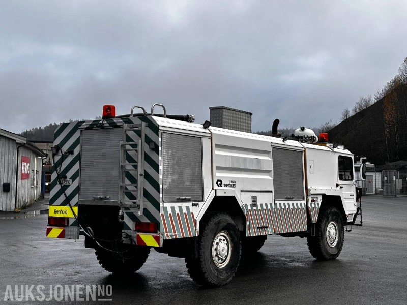 1994 MAN 16.422 FAFG med Rosenbauer NH30 påbygg – terrenggående brann-, renholds- og spylerbil - Camion de pompier: photos 5 1994 MAN 16.422 FAFG med Rosenbauer NH30 påbygg – terrenggående brann-, renholds- og spylerbil - Camion de pompier: photos 5