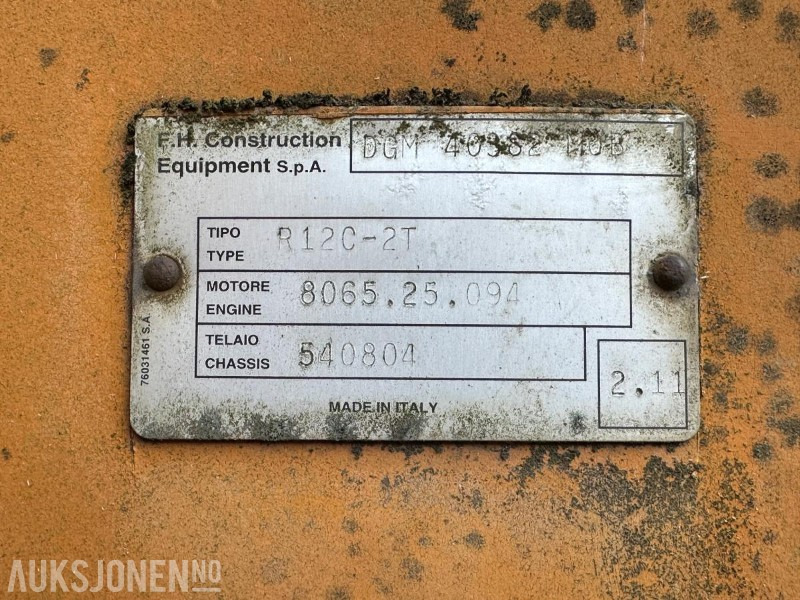 Chargeuse sur pneus 1995 Fiat-Hitachi FR130 Hjullaster, 10418 timer: photos 19