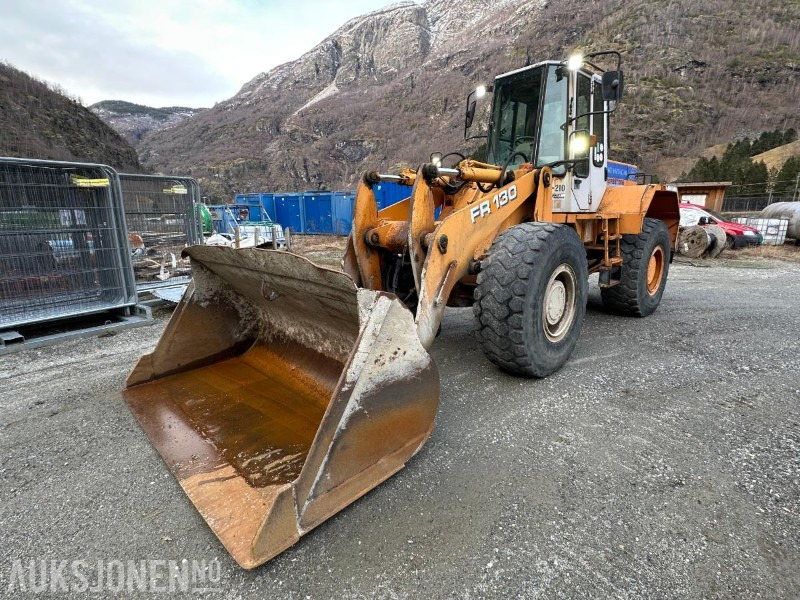 1995 Fiat-Hitachi FR130 Hjullaster, 10418 timer - Chargeuse sur pneus: photos 1 1995 Fiat-Hitachi FR130 Hjullaster, 10418 timer - Chargeuse sur pneus: photos 1