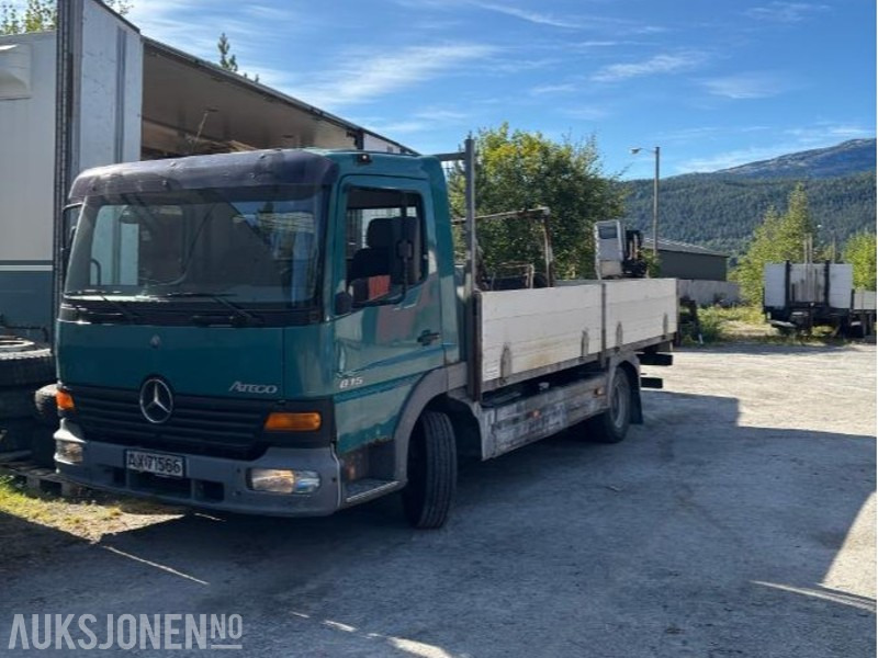 1998 Mercedes-Benz Atego 815/36 - Camion plateau: photos 1 1998 Mercedes-Benz Atego 815/36 - Camion plateau: photos 1